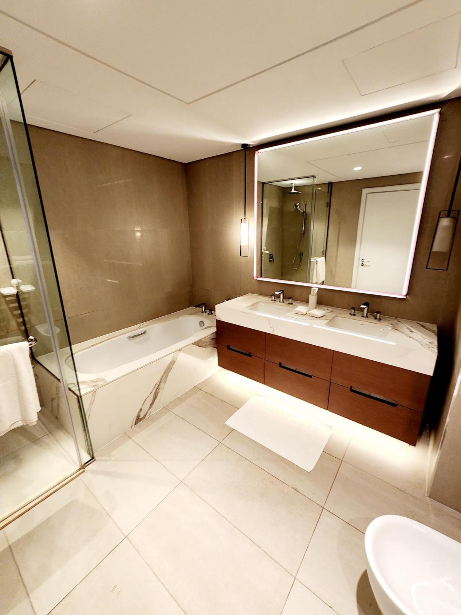 Apartment With Three Bedrooms At Address *