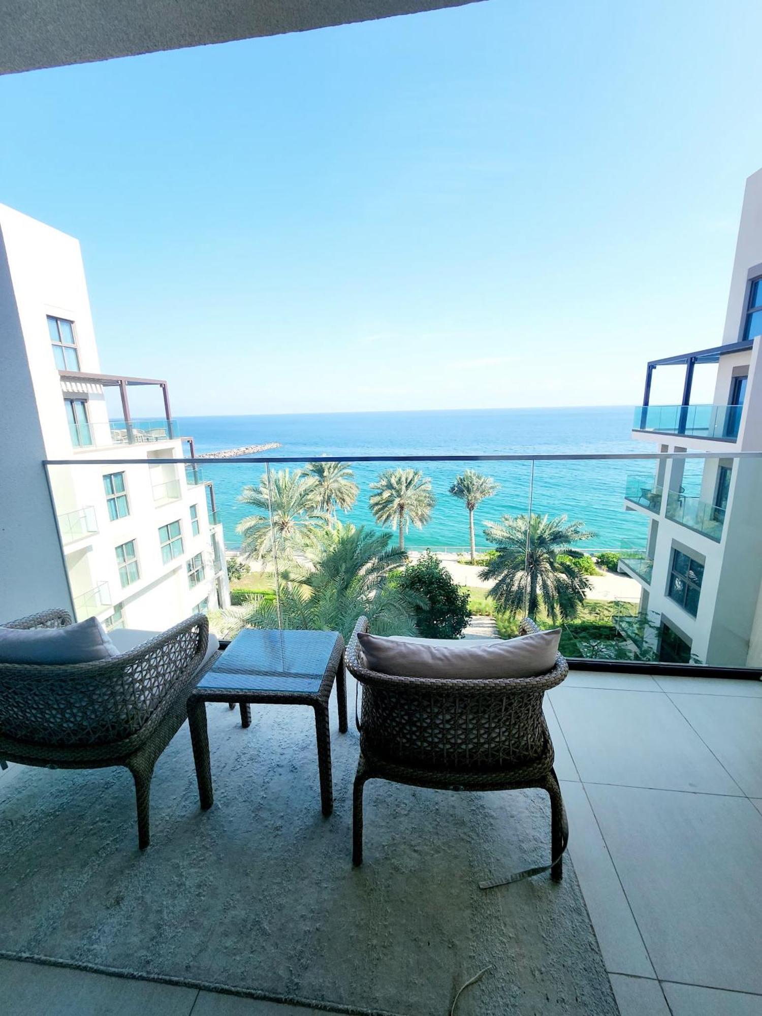 Apartment With Three Bedrooms At Address *